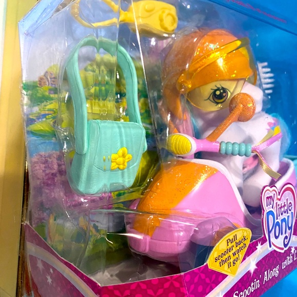 MY LITTLE PONY G3 NWT VTG 2005 CRYSTAL PRINCESS SCOOTIN ALONG WITH LULABELLE - Picture 14 of 16